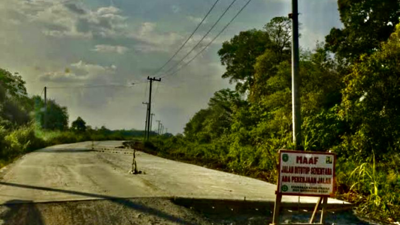 Ketua DPRD Karimun, Raja Rafiza, kuci anggaran Rp 135 miliar, paksa Bupati melakukan pengaspalan akses jalan di Kecamatan Durai. Jika tidak, jangan harap APBD 2026 akan disahkan.(Foto: Istimewa) 