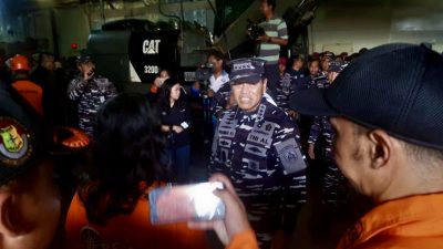 TNI AL Bergerak Cepat, KSAL Pimpin Pelepasan Satgas Bencana ke Aceh, Sumut dan Sumbar