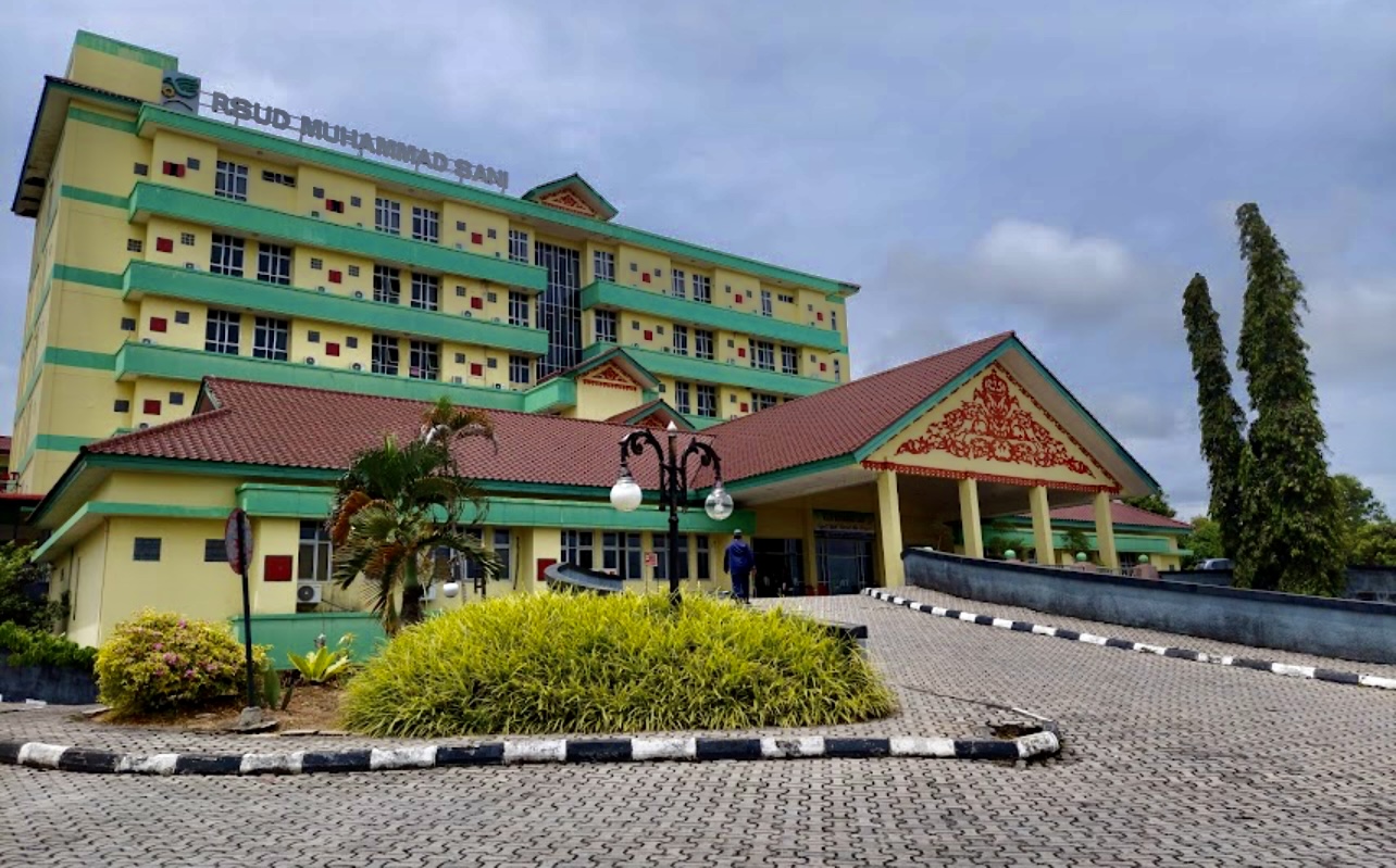 Kabar baik bagi seluruh warga Kabupaten Karimun. Saat ini, Karimun telah resmi mencapai status Universal Health Coverage (UHC).(Foto: Istimewa)