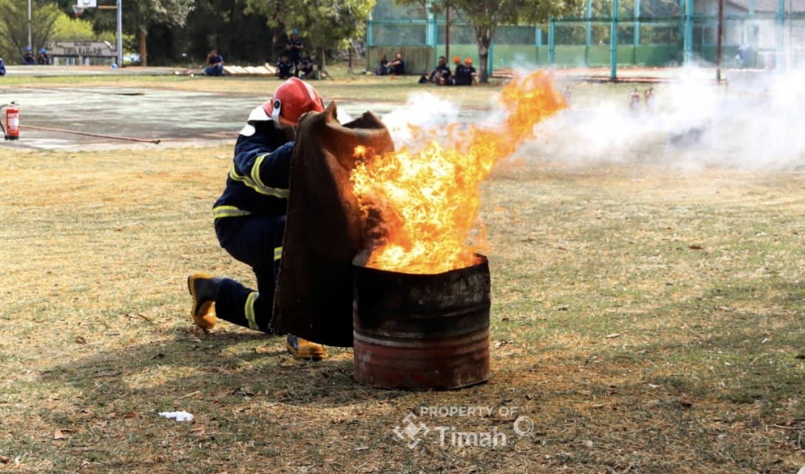 Dalam rangka memperingati Bulan Kesehatan dan Keselamatan Kerja (K3) Nasional 2026, PT Timah Tbk Division Area Kundur, menggelar Lomba Tanggap Darurat di Lapangan Upacara PT Timah Area Kundur, Selasa (27/1/2026).(Foto: Istimewa)