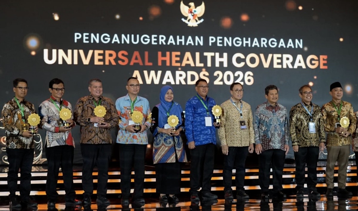 Kabupaten Karimun meraih penghargaan UHC Awards 2026 kategori Pratama berkat keberhasilan jaminan kesehatan masyarakat.(Foto: Istimewa)