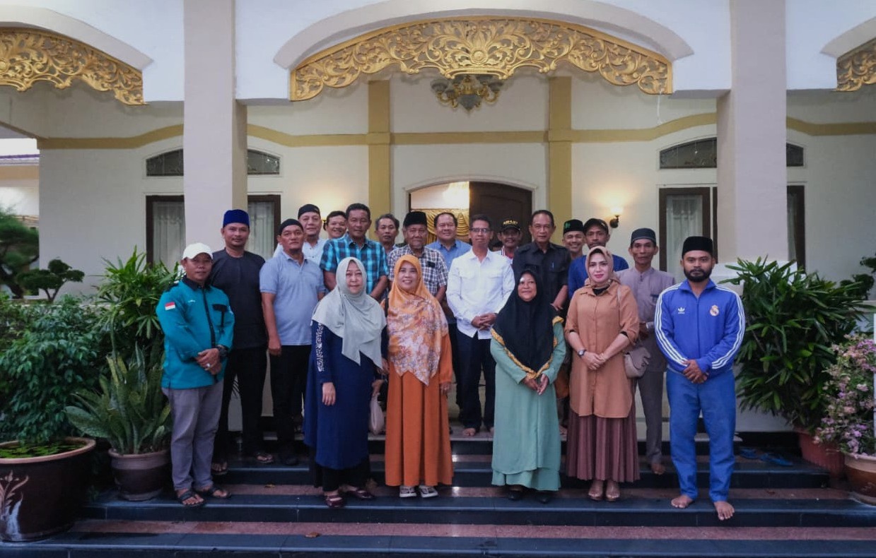 Kabupaten Karimun memperingati hari jadinya yang ke-198 pada 1 Mei 2026. Dirayakan secara sederhana, makna yang terkandung di dalamnya tetap penting, terutama sebagai sarana edukasi bagi masyarakat tentang sejarah, budaya, dan identitas daerah.(Foto: Izar)