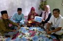 PT Timah (Persero) Tbk melalui program bantuan sosial di bidang kesehatan, memberikan bantuan biaya pengobatan bagi Zuliaifanda, bayi berusia 10 bulan asal Desa Kundur, Kecamatan Kundur Barat, Kabupaten Karimun, Kepulauan Riau, yang menderita kelainan jantung bawaan atau jantung bocor sejak lahir.(Foto: Istimewa)