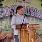 Komisaris Tridaya Group, Edy Purba, saat pemaparan sosialisasi pra-tambang di Desa Layang, Kelurahan Sawang, Kabupaten Karimun, Kepulauan Riau.(Foto: Izar)