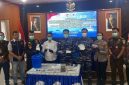 Tim Quick Response Region Naval Command IV Lanal Tanjungbalai Karimun dan personel Satgas Kodaeral IV, kembali menggagalkan aksi penyelundupan narkotika internasional di perairan Kabupaten Karimun, Kepulauan Riau.(Foto: Izar)