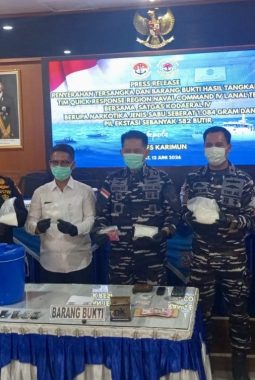 TNI AL Gagalkan Penyelundupan Narkoba Lintas Negara di Perairan Karimun, Pelaku Lansia Beridentitas Ganda