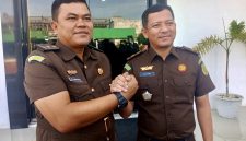 Kejaksaan Negeri (Kejari) Karimun resmi menggelar upacara Serah Terima Jabatan (Sertijab) untuk posisi Kepala Seksi Tindak Pidana Khusus (Kasipidsus), Kamis (18/6/2026).(Foto: Izar)