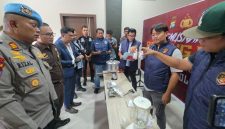 Satuan Reserse Narkoba (Satresnarkoba) Polres Karimun kembali memusnahkan berbagai barang bukti narkotika hasil pengungkapan kasus sepanjang Mei hingga awal Juni 2026 di Mapolres Karimun.(Foto: Istimewa)

