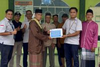 Berkomitmen mendukung sarana ibadah masyarakat, PT Timah (Persero) Tbk kembali menyalurkan bantuan TJSL untuk mempercepat pembangunan Masjid Nurul Huda di Desa Kundur, Kabupaten Karimun.(Foto: Istimewa)