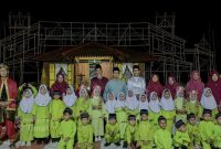 Bukan sekadar membangun infrastruktur, PT Timah (Persero) Tbk hadir membawa perubahan nyata di Desa Sawang Laut, Kundur Barat. Lewat program pemberdayaan ekonomi, sosial, budaya, hingga lingkungan, PT Timah terus memoles potensi lokal demi menggerakkan kesejahteraan masyarakat Karimun secara berkelanjutan.(Foto: Istimewa)