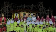 Bukan sekadar membangun infrastruktur, PT Timah (Persero) Tbk hadir membawa perubahan nyata di Desa Sawang Laut, Kundur Barat. Lewat program pemberdayaan ekonomi, sosial, budaya, hingga lingkungan, PT Timah terus memoles potensi lokal demi menggerakkan kesejahteraan masyarakat Karimun secara berkelanjutan.(Foto: Istimewa)