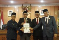 DPRD Kabupaten Karimun mengingatkan Pemkab untuk menyusun target pendapatan secara akurat dan memprioritaskan penyehatan keuangan daerah dalam Paripurna KUA-PPAS 2027 pada Jumat (31/7/2026).(Foto: Izar)