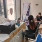 Video kondisi wajah lebam Riri, seorang ojol wanita sekaligus konten kreator di Karimun, mendadak viral usai diduga menjadi korban penganiayaan. Unggahan tersebut sontak memicu gelombang simpati dan kecaman luas dari warganet.(Foto: Izar)