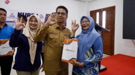 Lewat pembenahan dan transformasi berkelanjutan, PT BPR Tuah Karimun (Perseroda), berhasil mengukir rekor kinerja per 31 Juli 2026. Bank daerah ini mengantongi aset sebesar Rp48 miliar, tertinggi sejak berdiri tahun 2002, sekaligus memicu lonjakan laba hingga 200 persen menjadi Rp698 juta.(Foto: Izar)