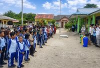 Melalui Bank Sampah Lanjut Bestari, PT Timah Tbk sulap cara pandang siswa SDN 009 Kundur Barat dalam memilah dan mengelola sampah.(Foto: Istimewa)