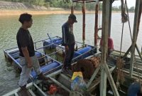 Kerusakan dua mesin pompa intake di Waduk Sei Bati dan Waduk Sentani menurunkan kapasitas olah air baku SPAM Sei Bati, sehingga mengganggu distribusi air bersih Perumda TMK.(Foto: Izar )