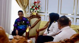 Pemkab Karimun mendukung pembentukan Pos Bapas guna mendekatkan akses pelayanan hukum dan pembimbingan kemasyarakatan bagi warga setempat. Komitmen tersebut disampaikan Bupati Karimun, Iskandarsyah, saat menerima kunjungan Kanwil Kemenkumham Kepri dan Bapas Kelas II Batam pada Selasa (22/9/2026).(Foto: Izar)
